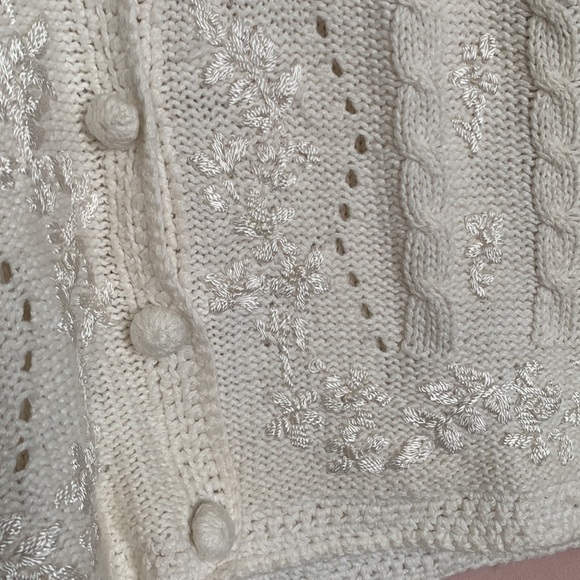 Vintage Cream Grandma Costal Cardigan - Picture 3 of 5